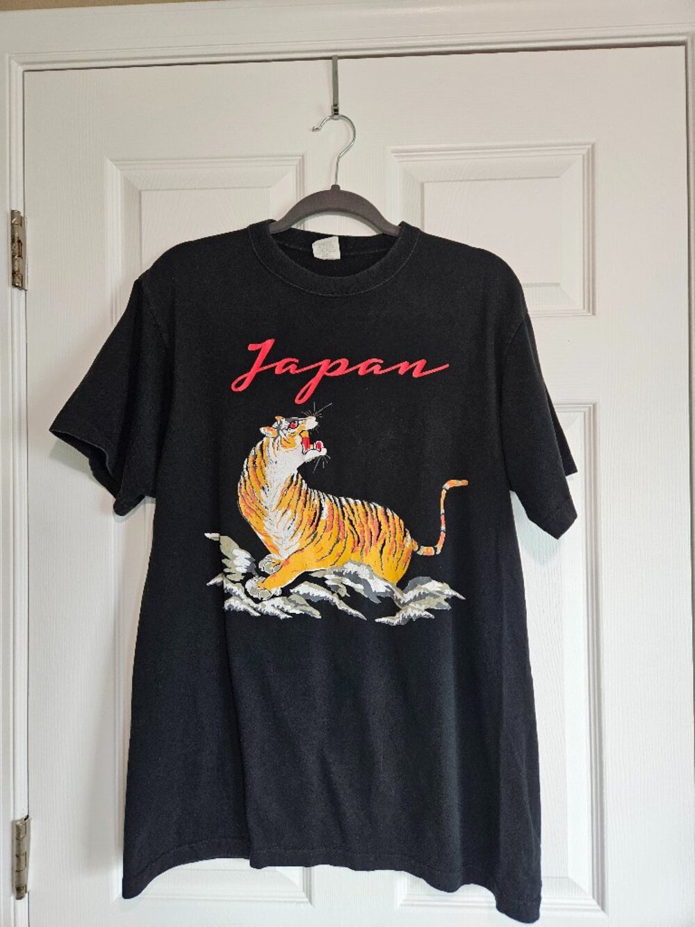 Vintage Japan Asian Tiger Graphic Tee - 100% Cotton